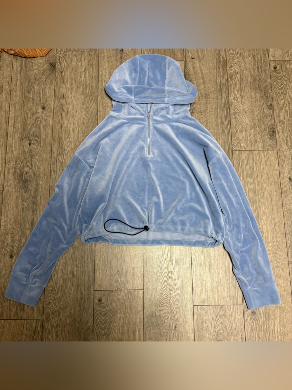 Cropped hoodie